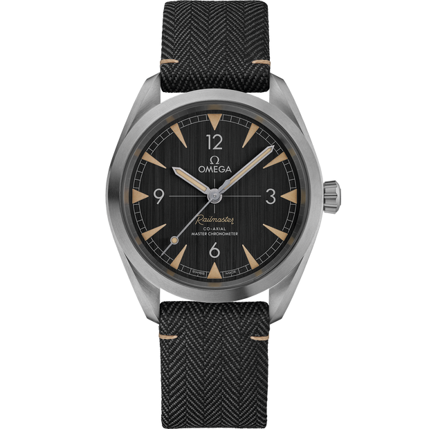 Omega Seamaster Railmaster 40 mm, steel on coated nylon fabric strap