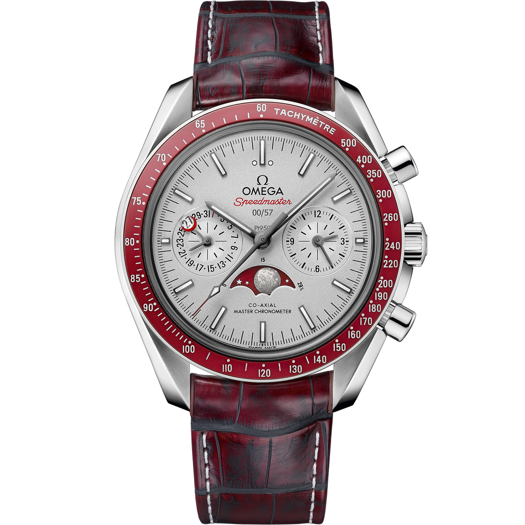 Omega Speedmaster Moonphase 44.25 mm, platinum on leather strap