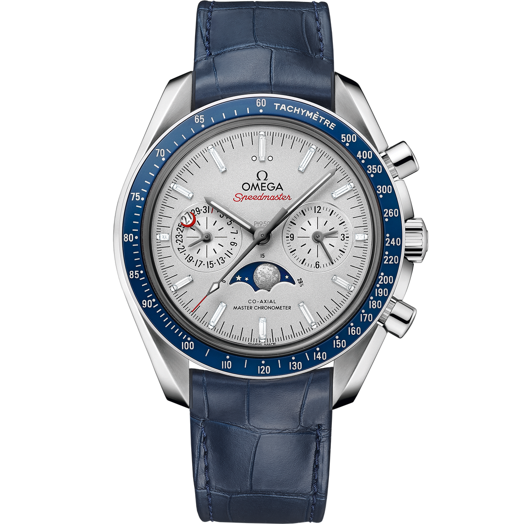 Omega Speedmaster Moonphase 44.25 mm, platinum on leather strap